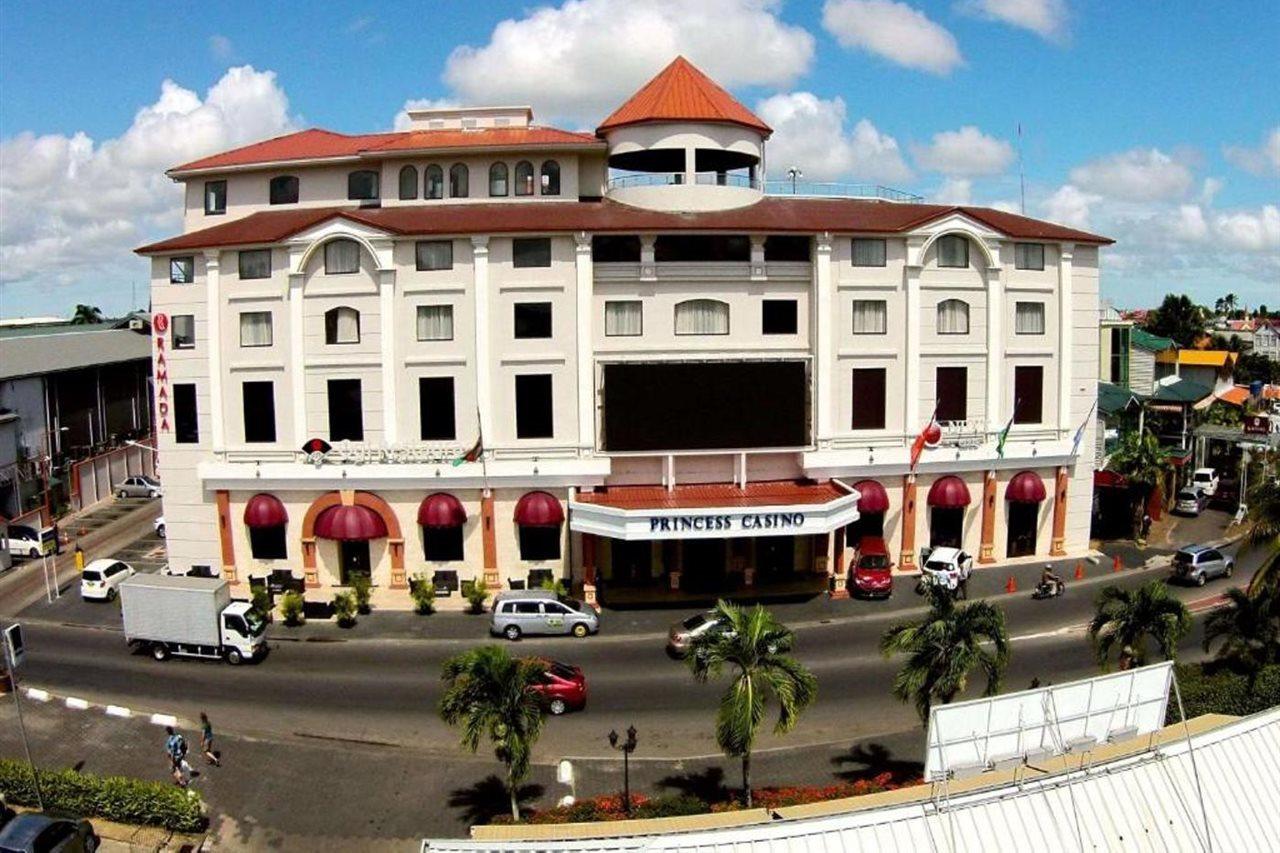 Ramada By Wyndham Princess Paramaribo Extérieur photo