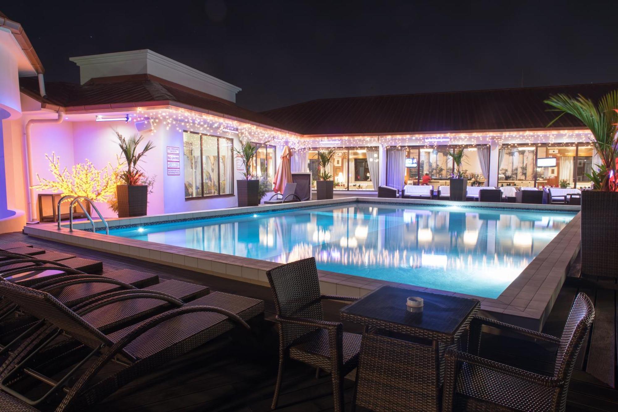 Ramada By Wyndham Princess Paramaribo Extérieur photo