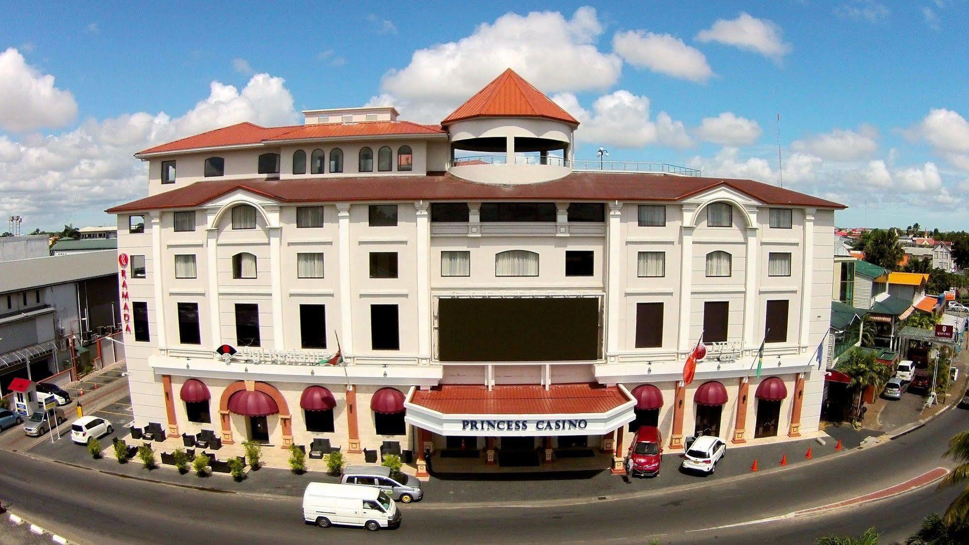 Ramada By Wyndham Princess Paramaribo Extérieur photo